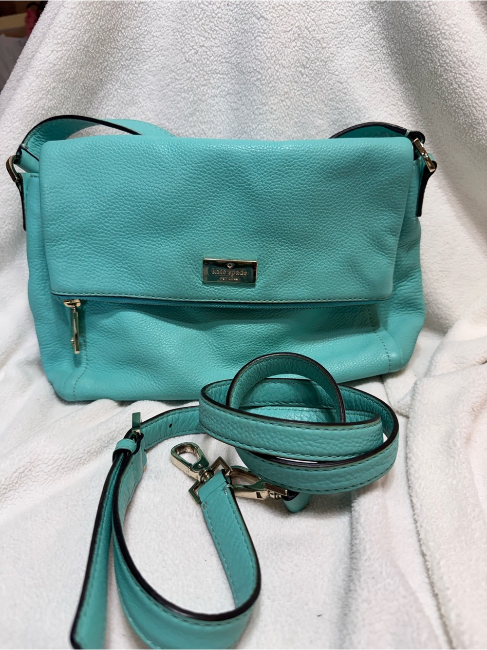 Kate Spade Teal Pebbled Leather Crossbody Bag with Gold Hardware